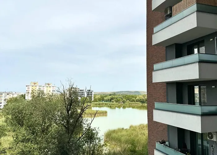 View Luxury Apartament,parking, Kingsize Bed *